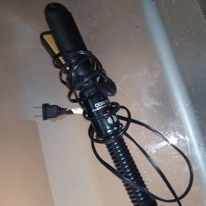 Brand new Conair instant heat short flat iron